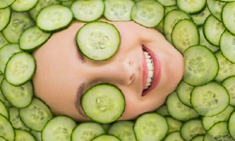Photo of Are cucumbers a natural moisturizer for eyes?